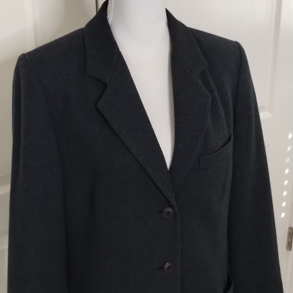 Eddie Bauer women's medium wool blazer/jacket dark gray three button w/pockets - Picture 2 of 8